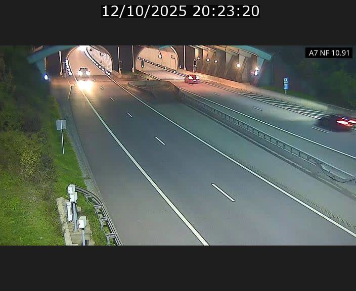 <h2>Caméra trafic Luxembourg - A7, Tunnel Gousselerbierg, entrée sud, direction Mersch</h2>