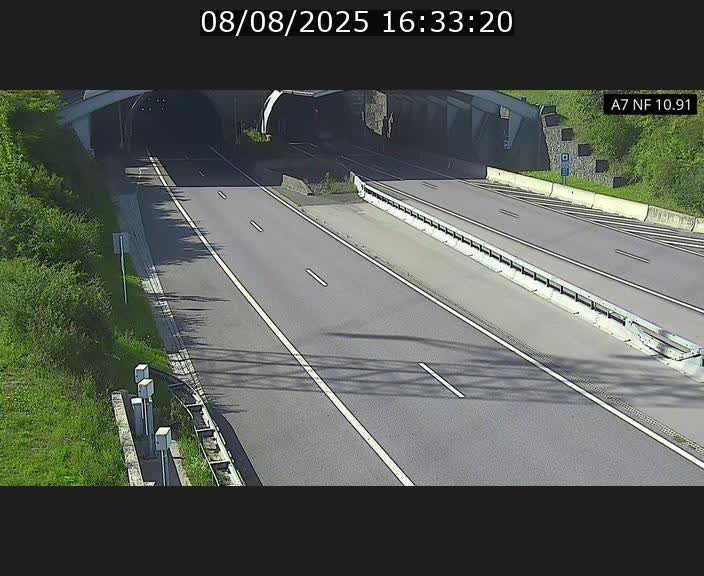 <h2>Caméra trafic Luxembourg - A7, Tunnel Gousselerbierg, entrée sud, direction Mersch</h2>