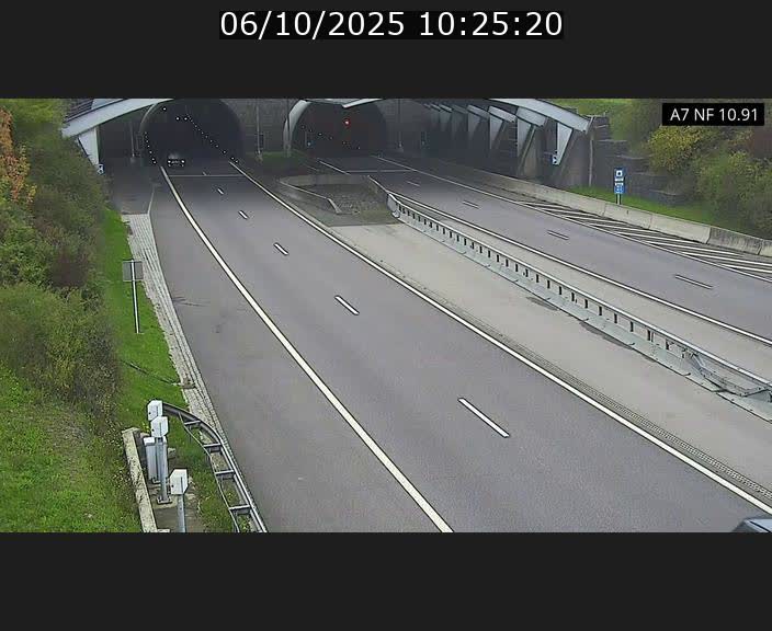 <h2>Caméra trafic Luxembourg - A7, Tunnel Gousselerbierg, entrée sud, direction Mersch</h2>