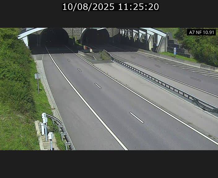 <h2>Caméra trafic Luxembourg - A7, Tunnel Gousselerbierg, entrée sud, direction Mersch</h2>