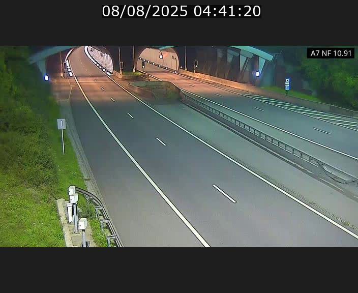 <h2>Caméra trafic Luxembourg - A7, Tunnel Gousselerbierg, entrée sud, direction Mersch</h2>