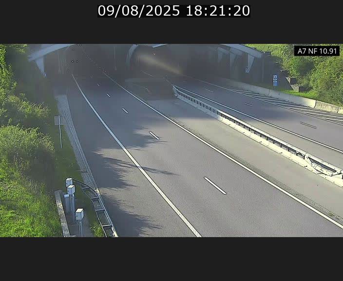 <h2>Caméra trafic Luxembourg - A7, Tunnel Gousselerbierg, entrée sud, direction Mersch</h2>