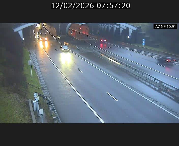 <h2>Caméra trafic Luxembourg - A7, Tunnel Gousselerbierg, entrée sud, direction Mersch</h2>