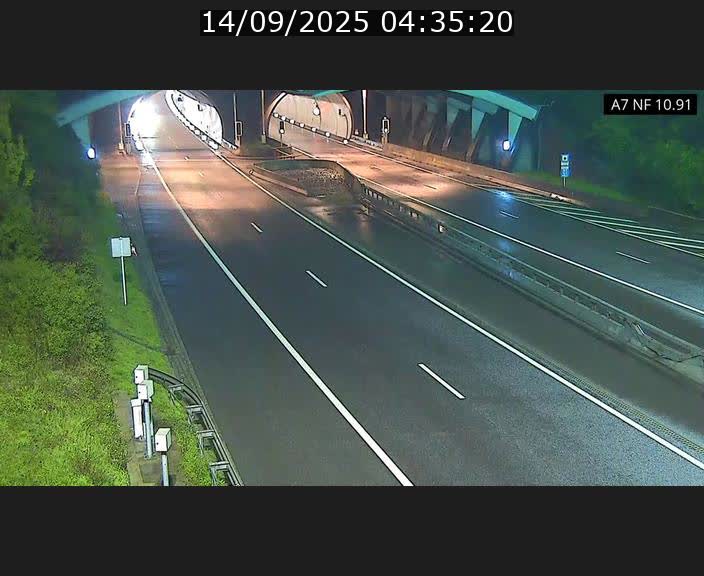 <h2>Caméra trafic Luxembourg - A7, Tunnel Gousselerbierg, entrée sud, direction Mersch</h2>