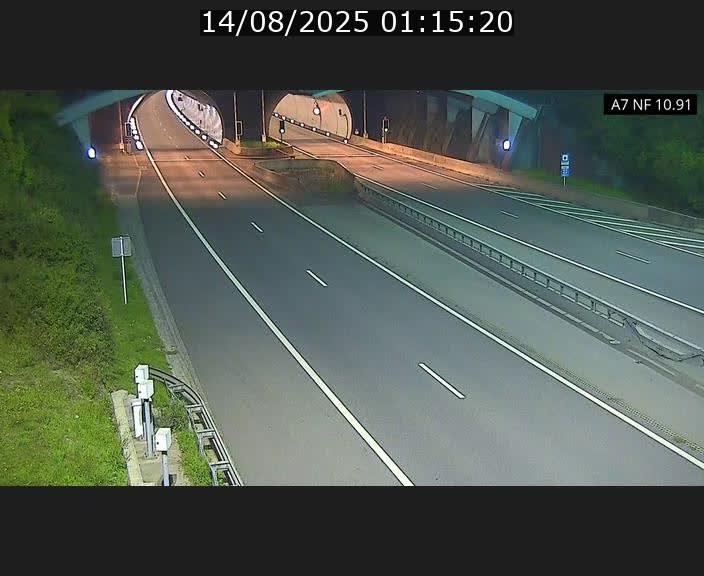 <h2>Caméra trafic Luxembourg - A7, Tunnel Gousselerbierg, entrée sud, direction Mersch</h2>