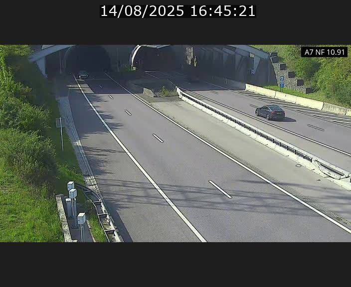 <h2>Caméra trafic Luxembourg - A7, Tunnel Gousselerbierg, entrée sud, direction Mersch</h2>