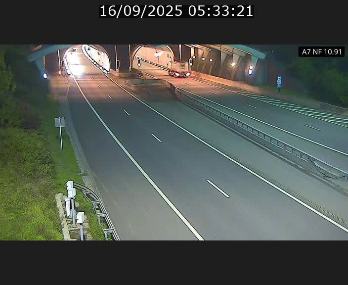 <h2>Caméra trafic Luxembourg - A7, Tunnel Gousselerbierg, entrée sud, direction Mersch</h2>
