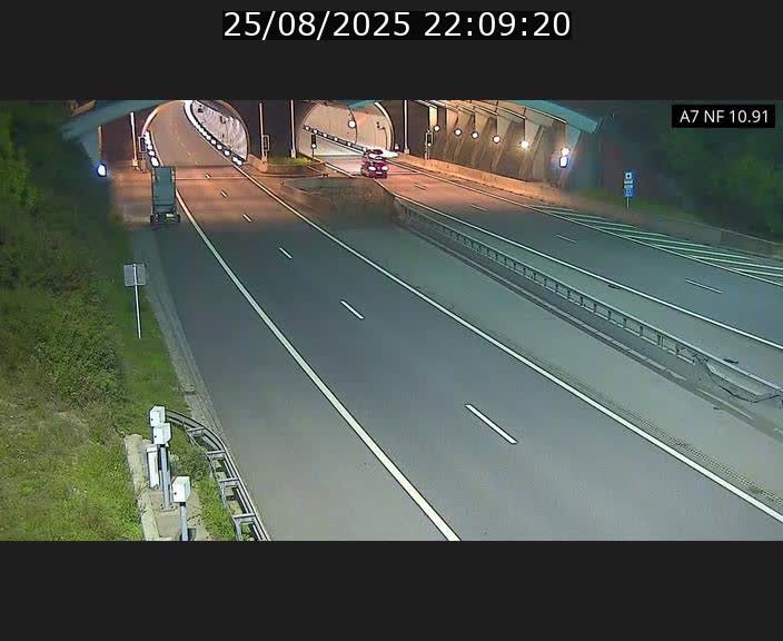 <h2>Caméra trafic Luxembourg - A7, Tunnel Gousselerbierg, entrée sud, direction Mersch</h2>
