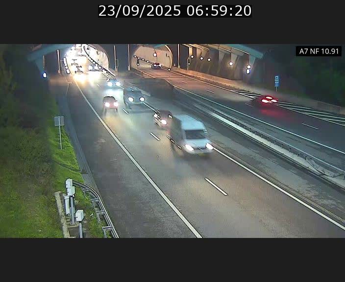<h2>Caméra trafic Luxembourg - A7, Tunnel Gousselerbierg, entrée sud, direction Mersch</h2>