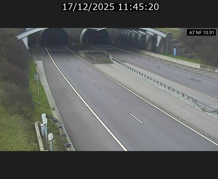<h2>Caméra trafic Luxembourg - A7, Tunnel Gousselerbierg, entrée sud, direction Mersch</h2>