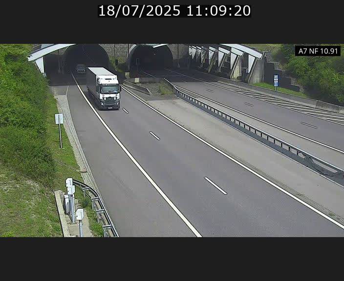 <h2>Caméra trafic Luxembourg - A7, Tunnel Gousselerbierg, entrée sud, direction Mersch</h2>