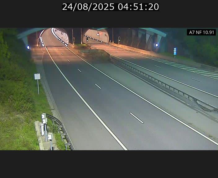 <h2>Caméra trafic Luxembourg - A7, Tunnel Gousselerbierg, entrée sud, direction Mersch</h2>
