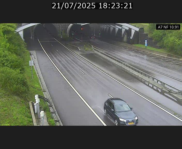 <h2>Caméra trafic Luxembourg - A7, Tunnel Gousselerbierg, entrée sud, direction Mersch</h2>