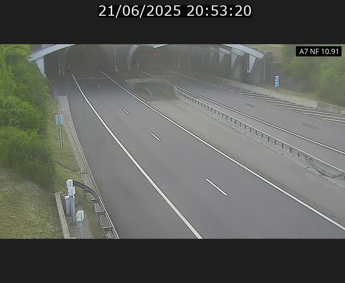 <h2>Caméra trafic Luxembourg - A7, Tunnel Gousselerbierg, entrée sud, direction Mersch</h2>