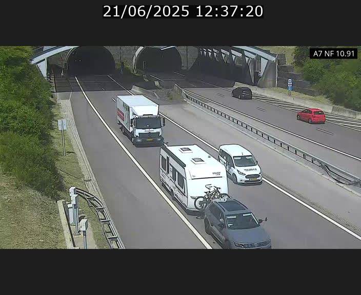 <h2>Caméra trafic Luxembourg - A7, Tunnel Gousselerbierg, entrée sud, direction Mersch</h2>