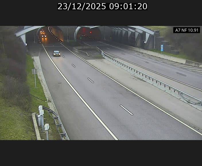 <h2>Caméra trafic Luxembourg - A7, Tunnel Gousselerbierg, entrée sud, direction Mersch</h2>