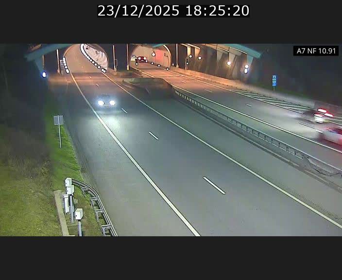 <h2>Caméra trafic Luxembourg - A7, Tunnel Gousselerbierg, entrée sud, direction Mersch</h2>