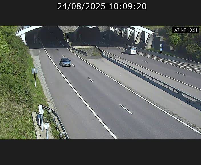 <h2>Caméra trafic Luxembourg - A7, Tunnel Gousselerbierg, entrée sud, direction Mersch</h2>