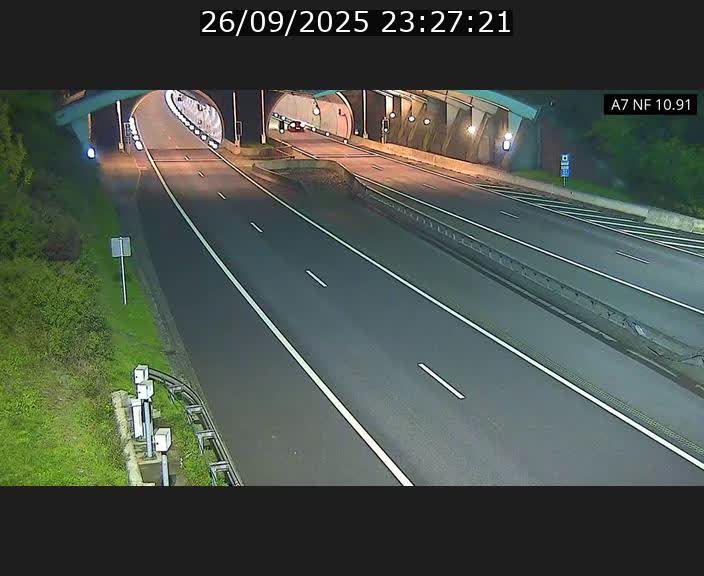 <h2>Caméra trafic Luxembourg - A7, Tunnel Gousselerbierg, entrée sud, direction Mersch</h2>