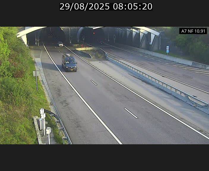 <h2>Caméra trafic Luxembourg - A7, Tunnel Gousselerbierg, entrée sud, direction Mersch</h2>