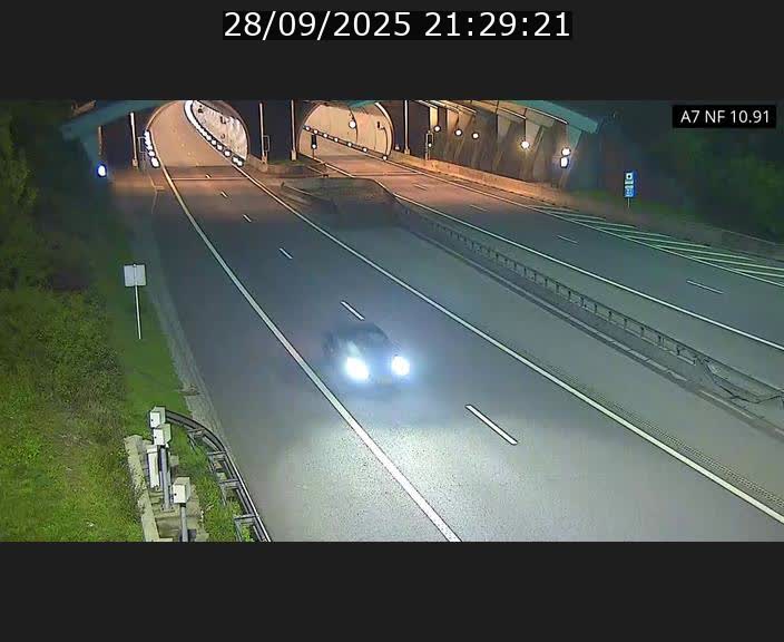 <h2>Caméra trafic Luxembourg - A7, Tunnel Gousselerbierg, entrée sud, direction Mersch</h2>