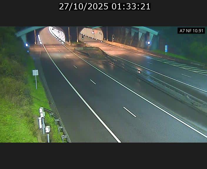 <h2>Caméra trafic Luxembourg - A7, Tunnel Gousselerbierg, entrée sud, direction Mersch</h2>