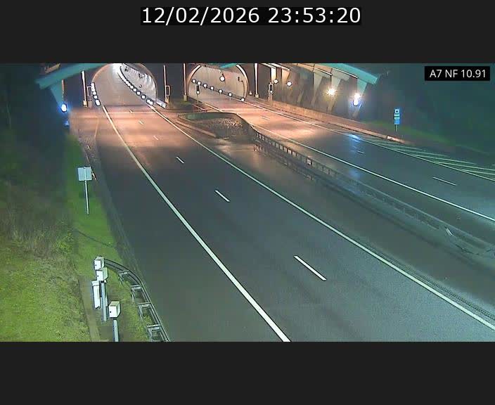 <h2>Caméra trafic Luxembourg - A7, Tunnel Gousselerbierg, entrée sud, direction Mersch</h2>