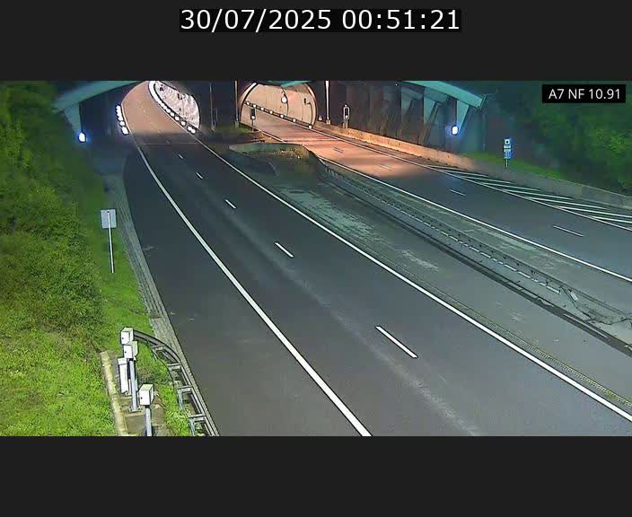 <h2>Caméra trafic Luxembourg - A7, Tunnel Gousselerbierg, entrée sud, direction Mersch</h2>