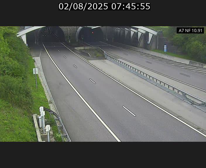 <h2>Caméra trafic Luxembourg - A7, Tunnel Gousselerbierg, entrée sud, direction Mersch</h2>