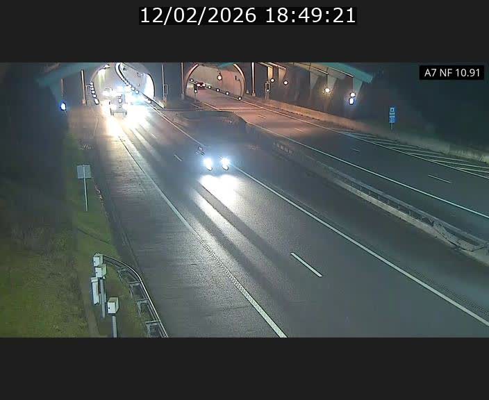 <h2>Caméra trafic Luxembourg - A7, Tunnel Gousselerbierg, entrée sud, direction Mersch</h2>
