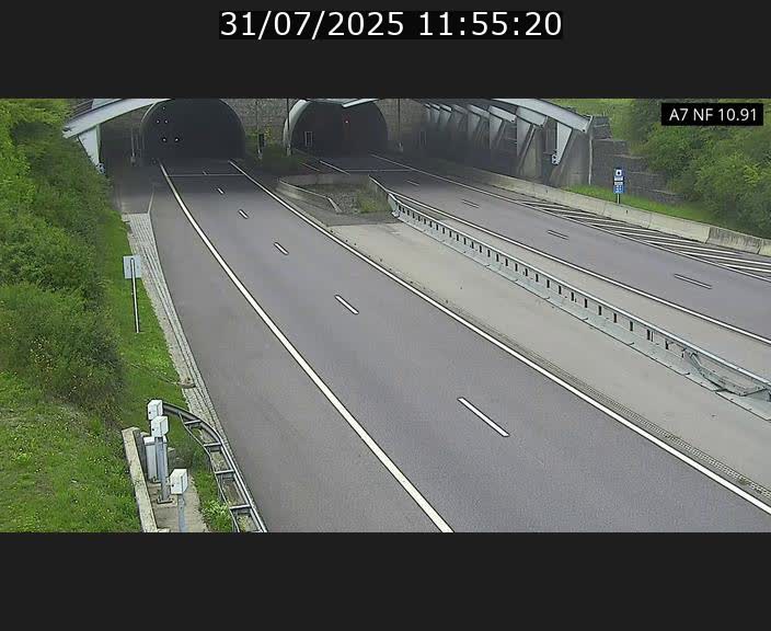 <h2>Caméra trafic Luxembourg - A7, Tunnel Gousselerbierg, entrée sud, direction Mersch</h2>