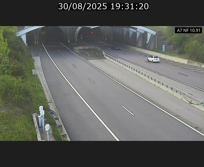 <h2>Caméra trafic Luxembourg - A7, Tunnel Gousselerbierg, entrée sud, direction Mersch</h2>