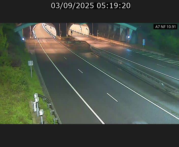 <h2>Caméra trafic Luxembourg - A7, Tunnel Gousselerbierg, entrée sud, direction Mersch</h2>