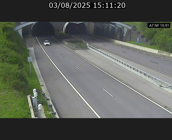 <h2>Caméra trafic Luxembourg - A7, Tunnel Gousselerbierg, entrée sud, direction Mersch</h2>