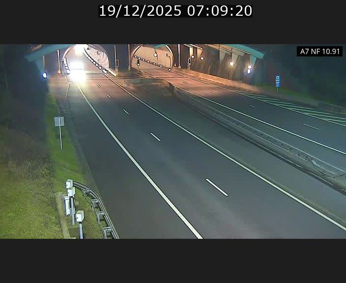 <h2>Caméra trafic Luxembourg - A7, Tunnel Gousselerbierg, entrée sud, direction Mersch</h2>