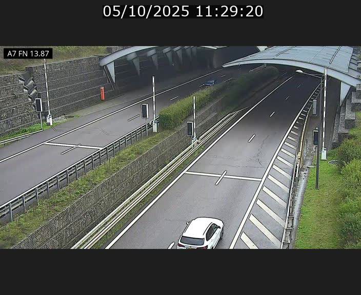 <h2>Caméra trafic Luxembourg - A7, Tunnel Gousselerbierg, entrée nord, direction Lorentzweiler</h2>