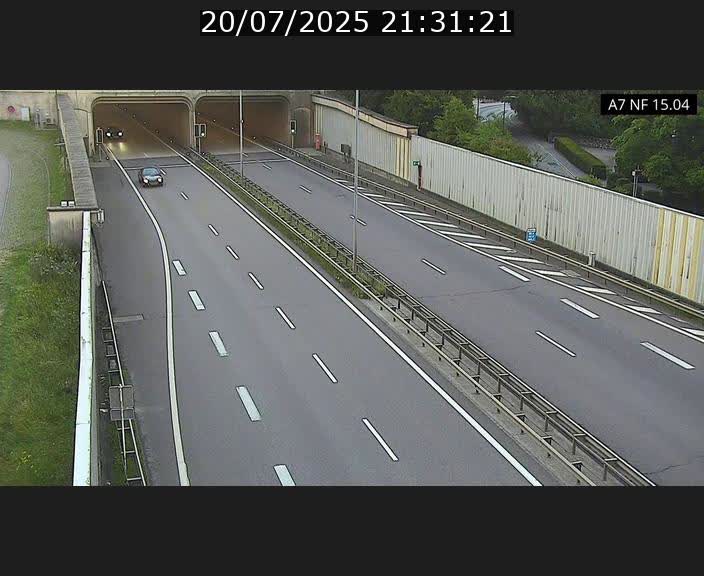 <h2>Caméra trafic Luxembourg - A7, Tunnel Mersch, entrée sud, direction Ettelbruck</h2>
