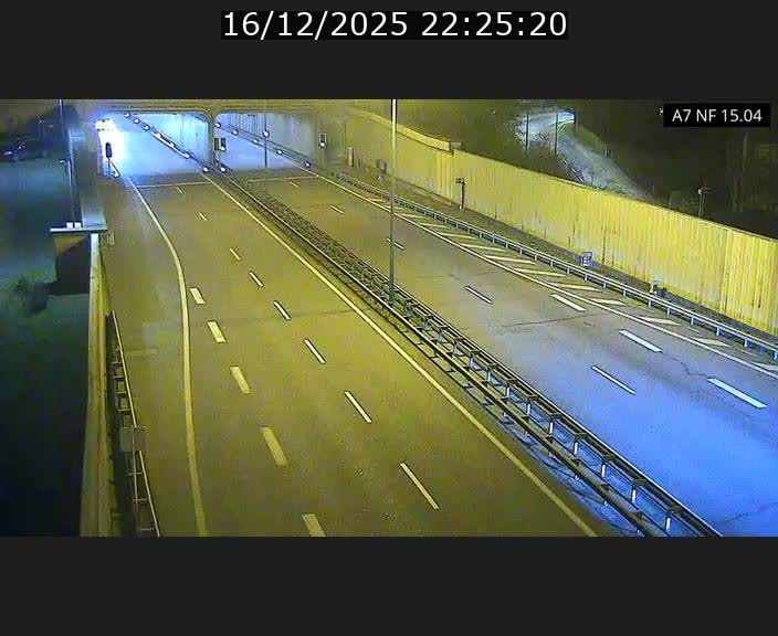 <h2>Caméra trafic Luxembourg - A7, Tunnel Mersch, entrée sud, direction Ettelbruck</h2>