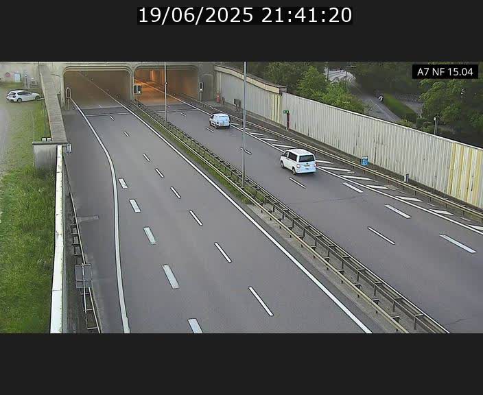 <h2>Caméra trafic Luxembourg - A7, Tunnel Mersch, entrée sud, direction Ettelbruck</h2>