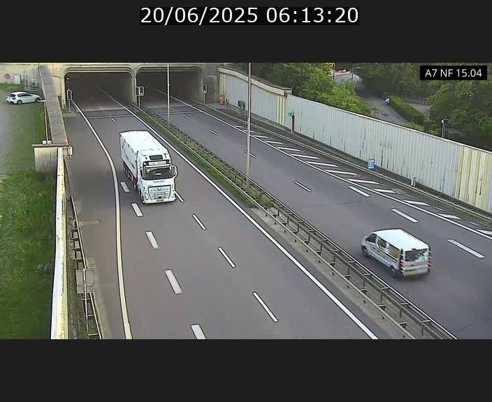 <h2>Caméra trafic Luxembourg - A7, Tunnel Mersch, entrée sud, direction Ettelbruck</h2>