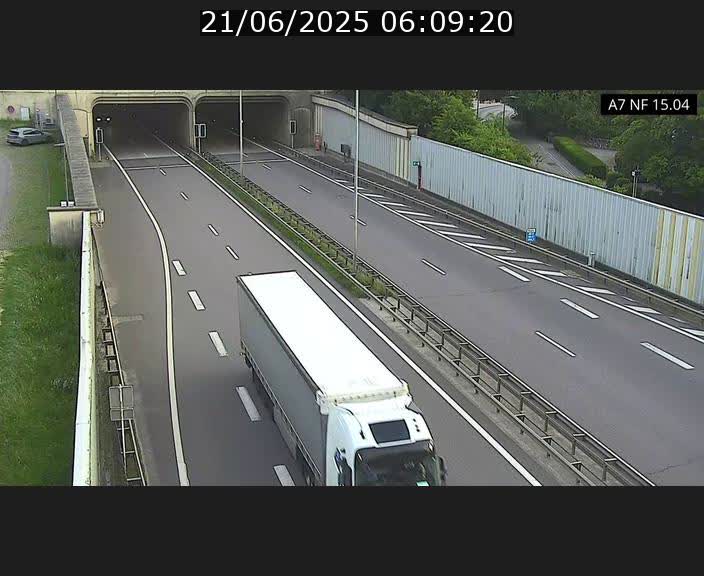 <h2>Caméra trafic Luxembourg - A7, Tunnel Mersch, entrée sud, direction Ettelbruck</h2>