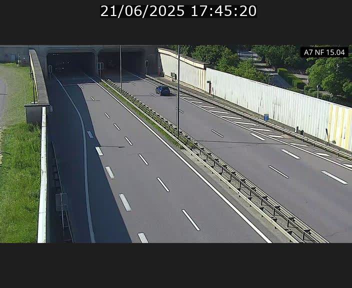 <h2>Caméra trafic Luxembourg - A7, Tunnel Mersch, entrée sud, direction Ettelbruck</h2>