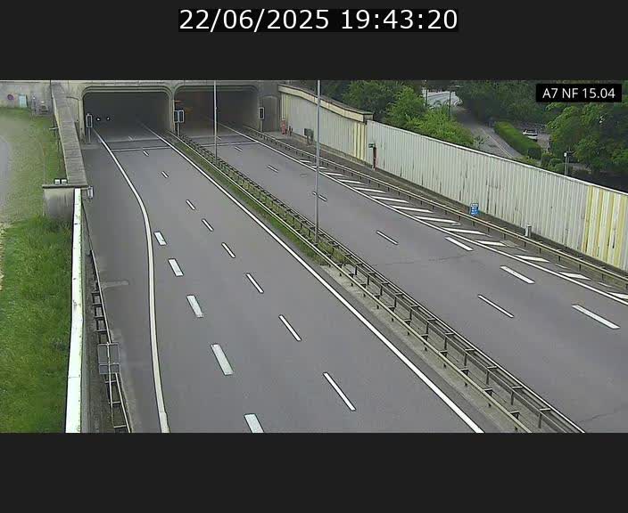 <h2>Caméra trafic Luxembourg - A7, Tunnel Mersch, entrée sud, direction Ettelbruck</h2>