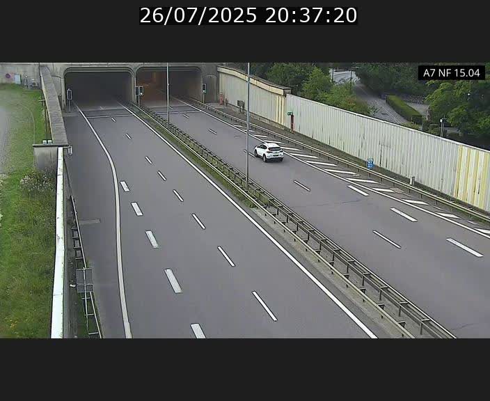 <h2>Caméra trafic Luxembourg - A7, Tunnel Mersch, entrée sud, direction Ettelbruck</h2>