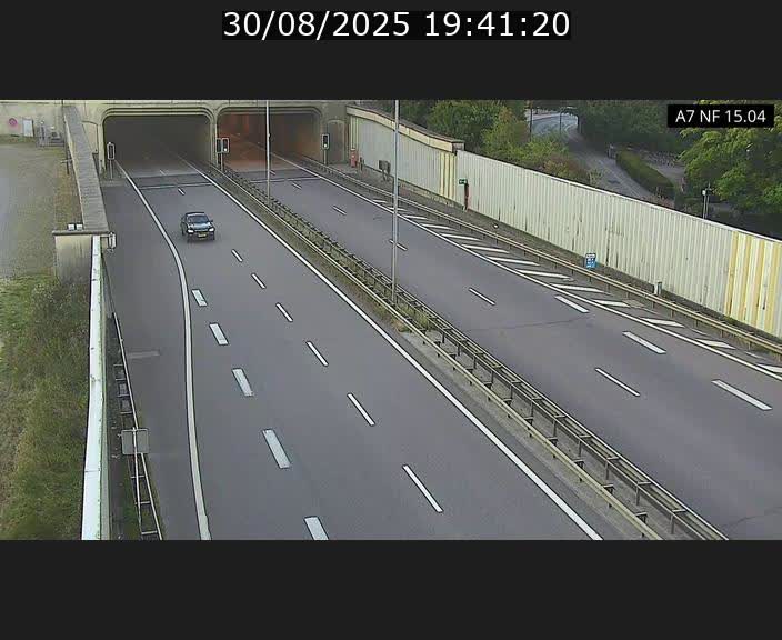<h2>Caméra trafic Luxembourg - A7, Tunnel Mersch, entrée sud, direction Ettelbruck</h2>