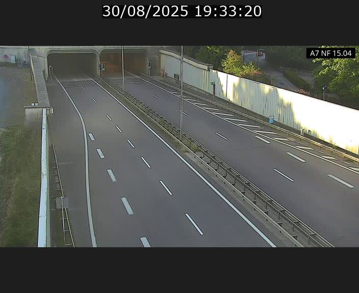 <h2>Caméra trafic Luxembourg - A7, Tunnel Mersch, entrée sud, direction Ettelbruck</h2>