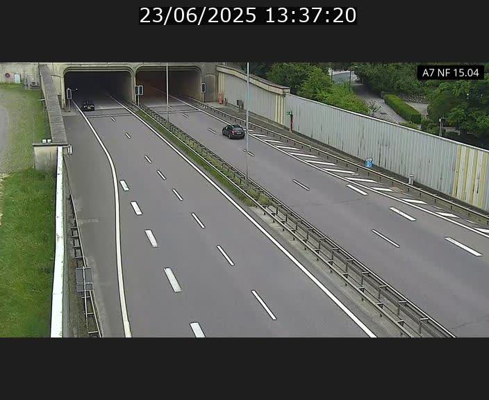 <h2>Caméra trafic Luxembourg - A7, Tunnel Mersch, entrée sud, direction Ettelbruck</h2>