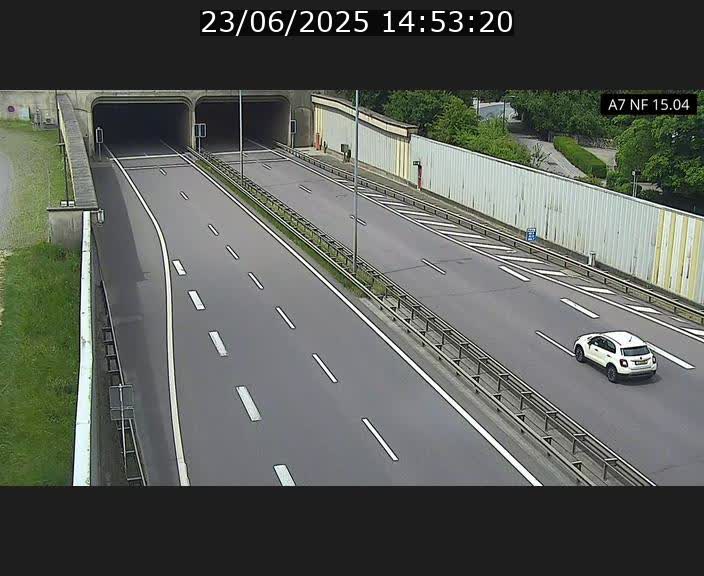 <h2>Caméra trafic Luxembourg - A7, Tunnel Mersch, entrée sud, direction Ettelbruck</h2>