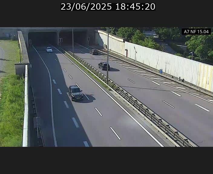 <h2>Caméra trafic Luxembourg - A7, Tunnel Mersch, entrée sud, direction Ettelbruck</h2>