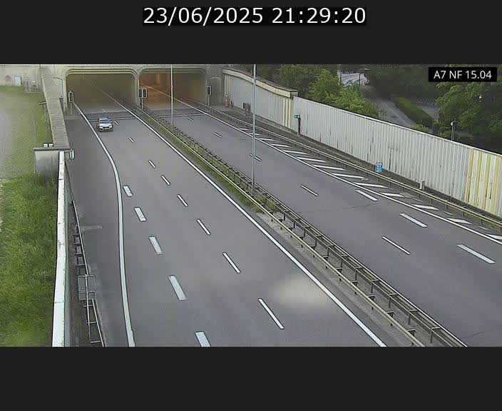 <h2>Caméra trafic Luxembourg - A7, Tunnel Mersch, entrée sud, direction Ettelbruck</h2>